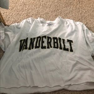 cropped vanderbilt t-shirt